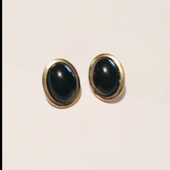 Black and gold Earring set - Picture 2 of 3